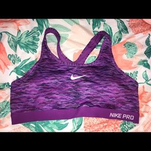 Nike Sports Bra, Size: XL